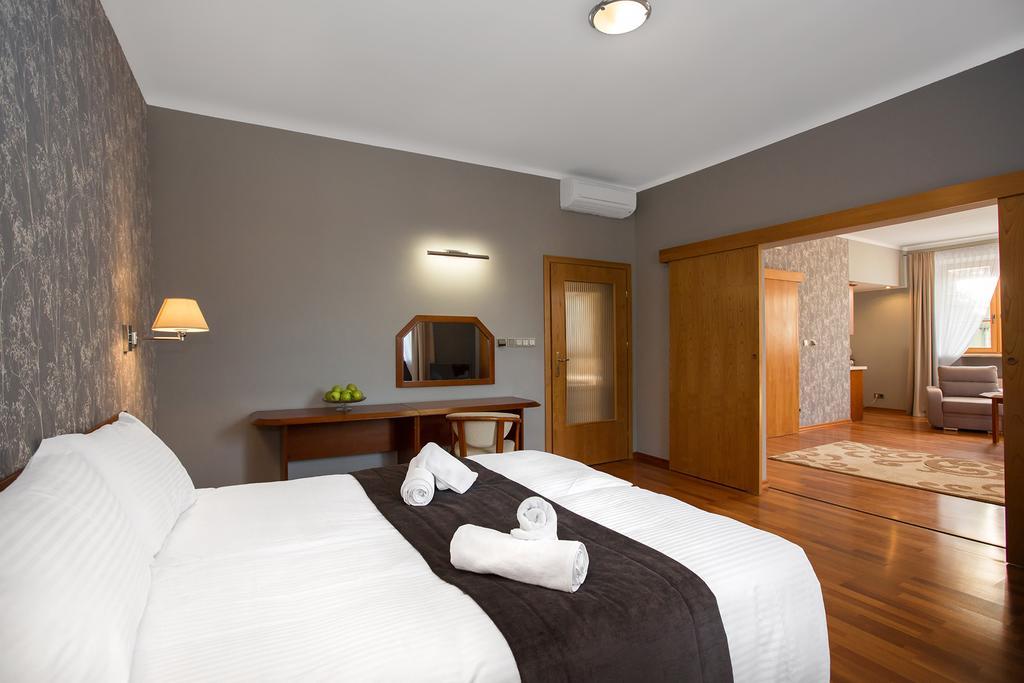 Hotel Debowa Gora Active & Spa Łąck Exterior foto